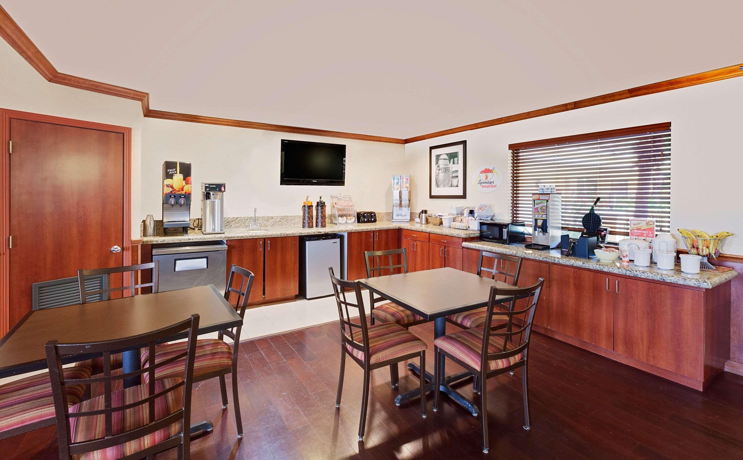 Motel Super 8 By Wyndham Corpus Christi Northwest Extérieur photo