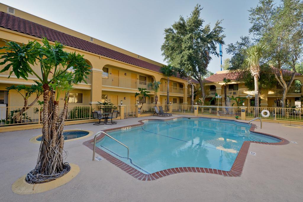 Motel Super 8 By Wyndham Corpus Christi Northwest Extérieur photo